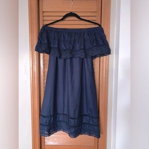 3/$20 NWOT Dex off-shoulder dress